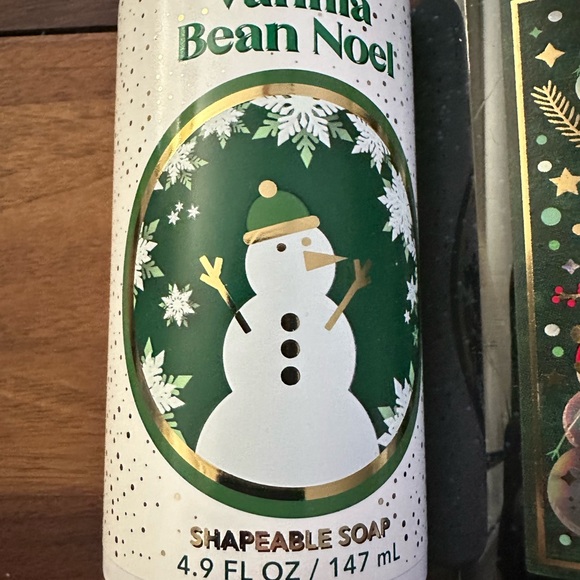 Bath & Body Works Vanilla Bean Noel Set - Picture 2 of 6